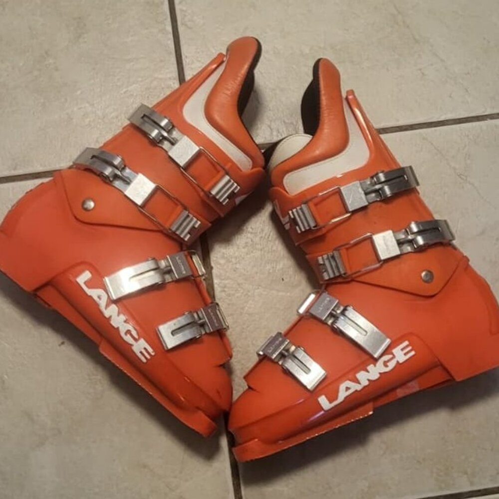 Lange ski boots - mens 9 (US), 42 (EU)
